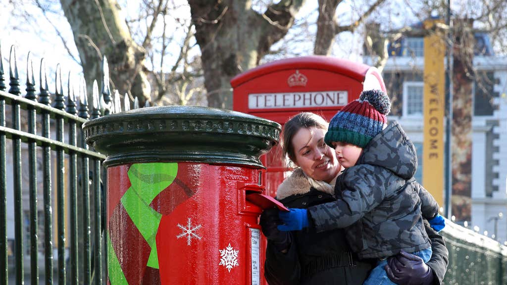 Royal Mail Christmas delivery deadlines for December 2023 | Clacton and Frinton Gazette - Vimarsana News