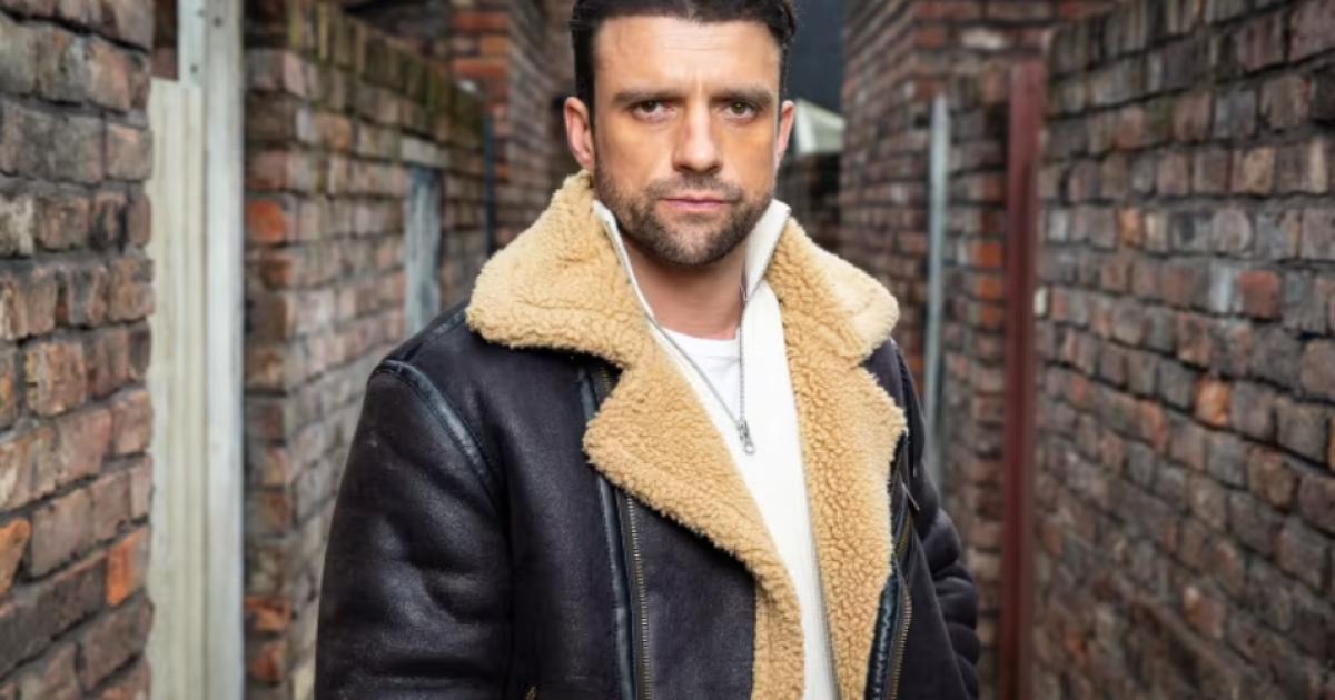 Coronation Street reveals Waterloo Road's Ciaran Griffiths joins cast - Vimarsana News