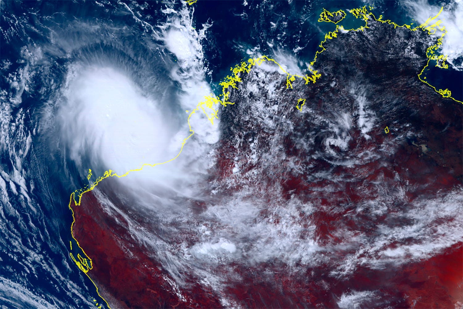Powerful Cyclone Ilsa lashes Australia's north-west coast | Clacton and Frinton Gazette - Vimarsana News